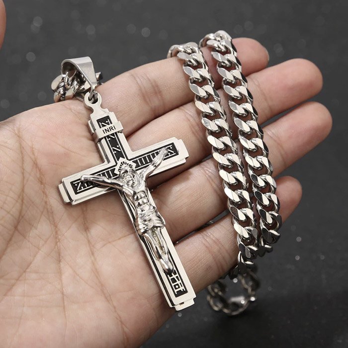 Náhrdelník s Ježíšem - Cross Necklace